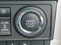 エンジン始動、停止はプッシュボタンでの操作になります。 3