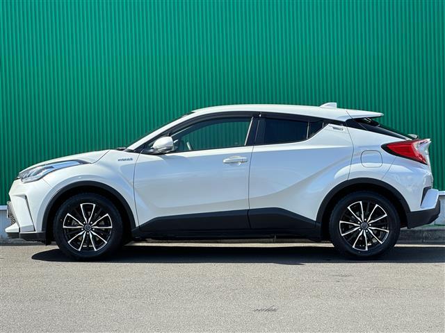 Ｃ－ＨＲ Ｓ　トヨタセーフティセンス　ＰＣＳ　ＬＤＡ　ＡＨＢ　ＰＫＳＢ　クリアランスソナー　レーダークルーズコントロール　純正ディスプレイオーディオ　ラジオ　ＢＴ　パノラミックビューモニター（7枚目）