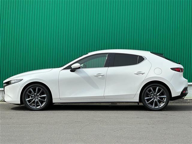 ＭＡＺＤＡ３ファストバック ２０Ｓプロアクティブ　ツーリングセレクション　ｉ－ＡＣＴＩＶＳＥＮＳＥ　純正ＳＤナビ　ＣＤ　ＤＶＤ　Ｂｌｕｅｔｏｏｔｈ　フルセグＴＶ　全方囲カメラ　レーダークルーズコントロール　シートヒーター　ハンドルヒーター　パワーシート　衝突軽減ブレーキ（38枚目）