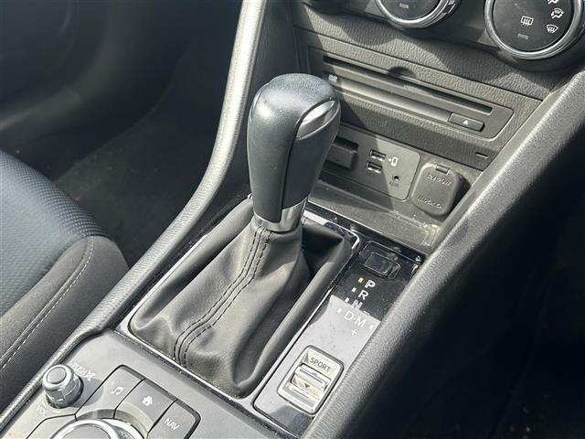 CX-3 15S ツーリング ワンオーナー BOSEサウンドシステム 360度ビューモニター パーキングセンサー CD/DVD/フルセグTV 純正ナビ 衝突軽減ブレーキ BSM 車線逸脱警報システム 電動パーキングブレーキ LED(10枚目)