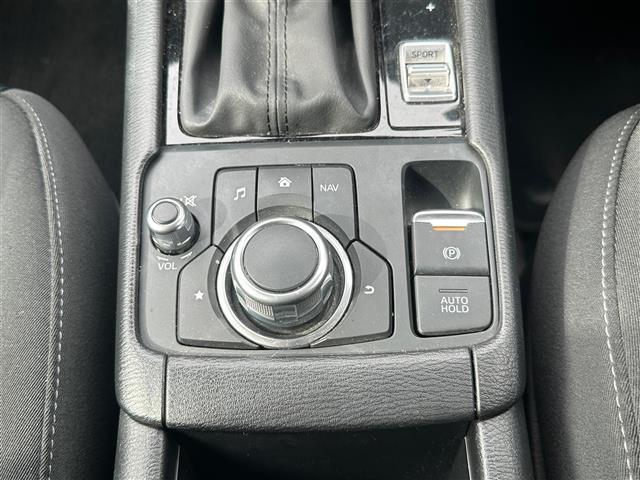 CX-3 15S ツーリング ワンオーナー BOSEサウンドシステム 360度ビューモニター パーキングセンサー CD/DVD/フルセグTV 純正ナビ 衝突軽減ブレーキ BSM 車線逸脱警報システム 電動パーキングブレーキ LED(11枚目)