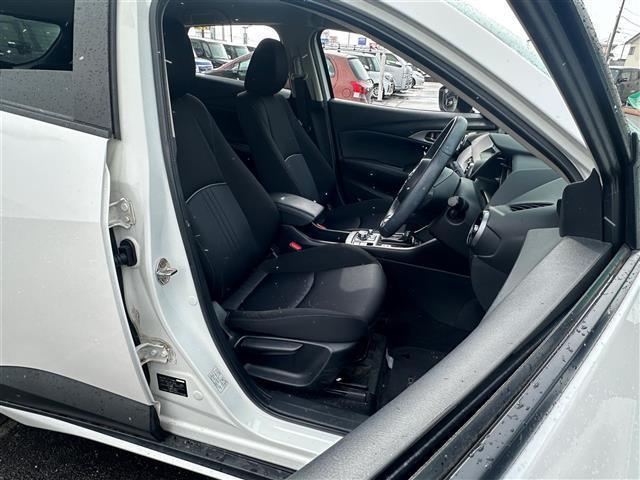 CX-3 15S ツーリング ワンオーナー BOSEサウンドシステム 360度ビューモニター パーキングセンサー CD/DVD/フルセグTV 純正ナビ 衝突軽減ブレーキ BSM 車線逸脱警報システム 電動パーキングブレーキ LED(13枚目)