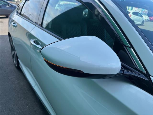 アコード ＥＸ　モデューロエアロ　サンルーフ　ホンダセンシング　渋滞追従機能付アダプティブクルーズコントロール　ＢＳＭ　純正ナビ　バックカメラ　ＥＴＣ　ドライブレコーダー　ワイヤレス充電　本革シート　シートヒーター（39枚目）