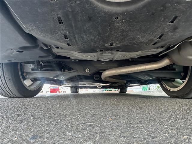 アコード ＥＸ　モデューロエアロ　サンルーフ　ホンダセンシング　渋滞追従機能付アダプティブクルーズコントロール　ＢＳＭ　純正ナビ　バックカメラ　ＥＴＣ　ドライブレコーダー　ワイヤレス充電　本革シート　シートヒーター（42枚目）