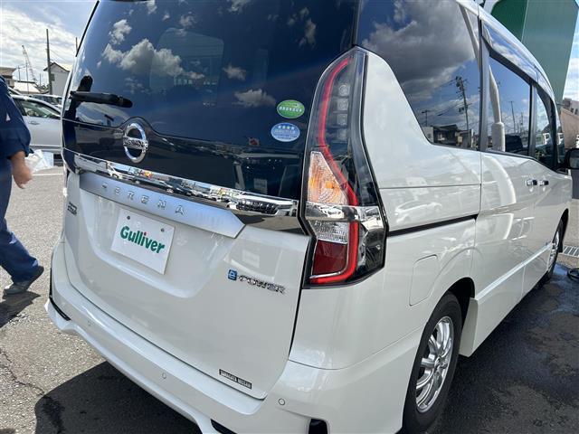 セレナ ｅ－パワー　ハイウェイスターＶ　セーフティパックＢ　プロパイロット　純正１０インチナビ　アラウンドビューモニター　ＥＴＣ　ドライブレコーダー　ハンズフリー両側電動スライドドア　リアオートエアコン　シートヒーター／ステアリングヒーター（40枚目）