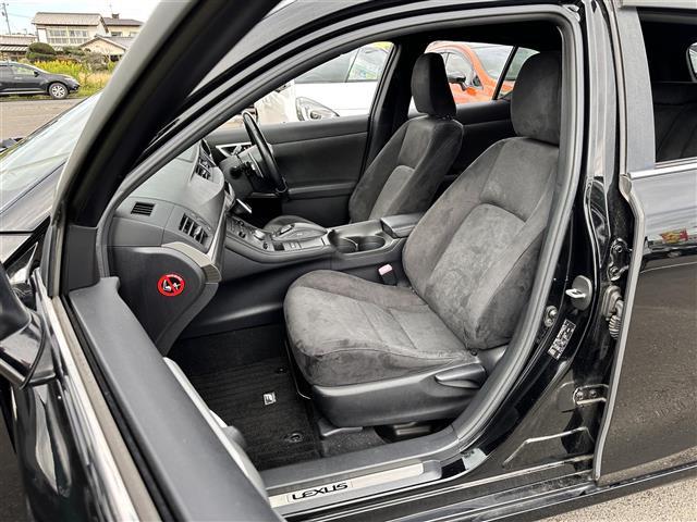 CT CT200h Fスポーツ 後期型ヘッドライト 純正メーカーHDDナビ CD DVD MSV USB AUX フルセグTV バックカメラ 純正17インチAW クルーズコントロール シートヒーター シートリフター スマートキー(29枚目)