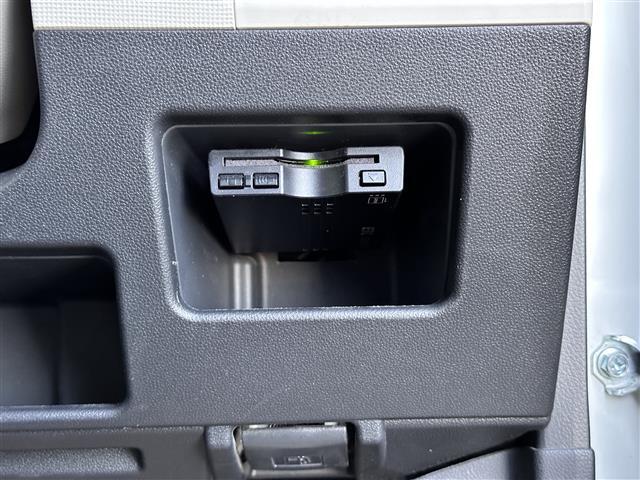 ムーヴキャンバス Ｘメイクアップ　ＳＡＩＩ　スマートアシスト２　衝突回避支援ブレーキ機能　車線逸脱警報機能　誤発進抑制制御機能　先行車発進お知らせ機能　純正ナビ　パノラマモニター　ＥＴＣ　スマートキー　プッシュスタート　アイドリングストップ（13枚目）