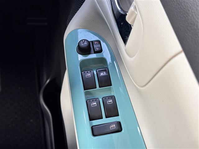 ムーヴキャンバス ＧメイクアップＶＳ　ＳＡＩＩＩ　スマートアシスト３　パノラマモニター　純正ナビ　運転席シートヒーター　両側電動スライドドア　ＬＥＤヘッドランプ　衝突回避支援ブレーキ機能　誤発進抑制制御機能　車線逸脱警報機能　オートハイビーム（13枚目）