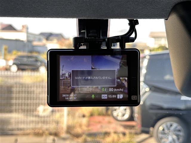 ムーヴキャンバス Ｇブラックアクセントリミテッド　ＳＡＩＩＩ　４ＷＤ　スマートアシスト３　社外ナビ　パノラマモニター　ＥＴＣ　ドライブレコーダー　両側電動スライドドア　ＬＥＤヘッドランプ　フォグランプ　スマートキー　衝突回避支援ブレーキ機能　オートハイビーム（7枚目）