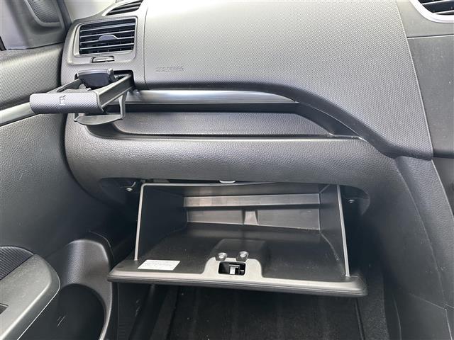 スイフトスポーツ ベースグレード 6MT 社外SDナビ CD DVD SD BT フルセグTV 社外15インチAW 純正アルミ サマータイヤ積み込み クルーズコントロール ヘッドライトレベライザー ステアリングスイッチ スマートキー(26枚目)