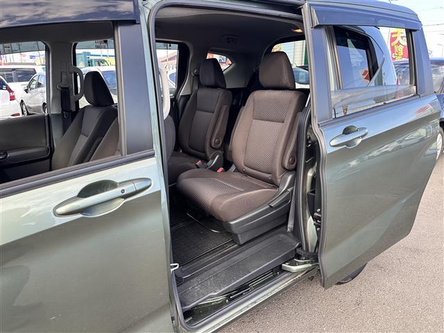 フリード G・ホンダセンシング ホンダセンシング アダプティブクルーズコントロール 純正9インチナビ バックカメラ ETC ドライブレコーダー 両側電動スライドドア シートヒーター Cパッケージ LEDヘッドランプ スマートキー(32枚目)