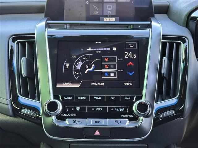 クラウンハイブリッド RSアドバンス TRDエアロ セーフティパッケージプラス セーフティセンス レザーシートパッケージ 純正ナビ パノラミックビューモニター ETC2.0 ドライブレコーダー 本革シート シートヒーター/ベンチレーション(11枚目)