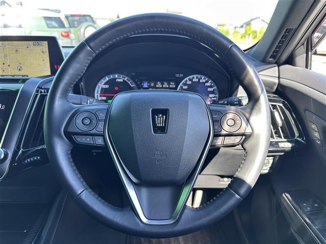 クラウンハイブリッド RSアドバンス TRDエアロ セーフティパッケージプラス セーフティセンス レザーシートパッケージ 純正ナビ パノラミックビューモニター ETC2.0 ドライブレコーダー 本革シート シートヒーター/ベンチレーション(21枚目)