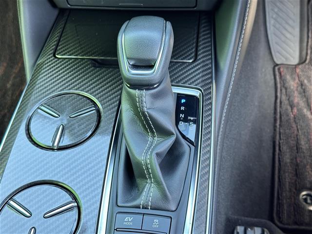 クラウンハイブリッド RSアドバンス TRDエアロ セーフティパッケージプラス セーフティセンス レザーシートパッケージ 純正ナビ パノラミックビューモニター ETC2.0 ドライブレコーダー 本革シート シートヒーター/ベンチレーション(26枚目)