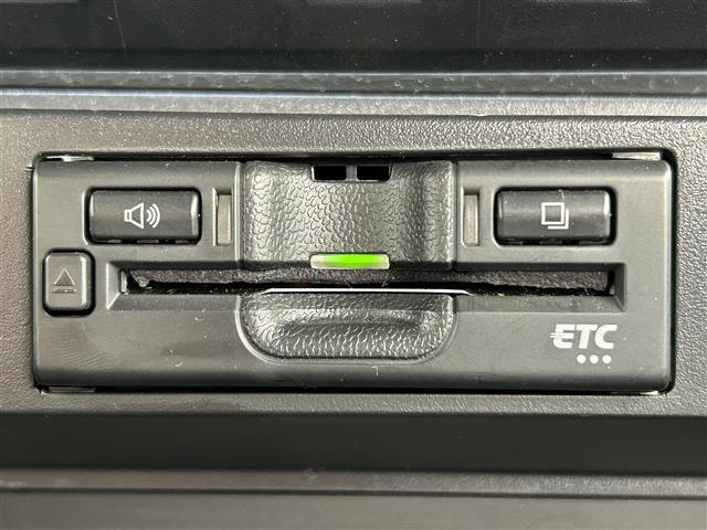 ソリオバンディット ハイブリッドMV セーフティサポート アダプティブクルーズコントロール 純正8インチナビ 全方位モニター ETC シートヒーター 両側電動スライドドア デュアルカメラブレーキサポート ハイビームアシスト 純正AW(7枚目)