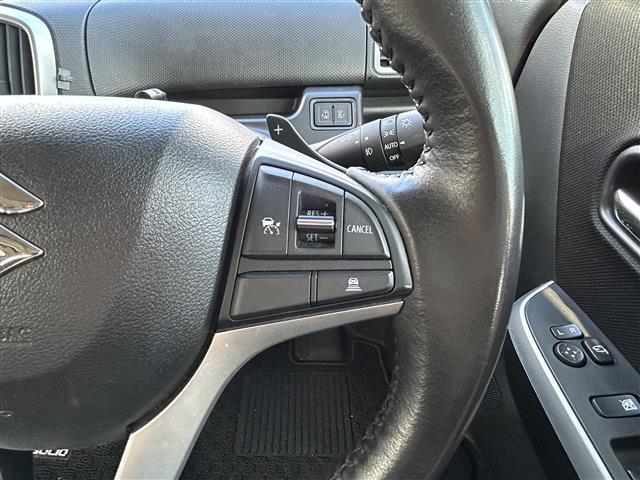 ソリオバンディット ハイブリッドMV セーフティサポート アダプティブクルーズコントロール 純正8インチナビ 全方位モニター ETC シートヒーター 両側電動スライドドア デュアルカメラブレーキサポート ハイビームアシスト 純正AW(10枚目)