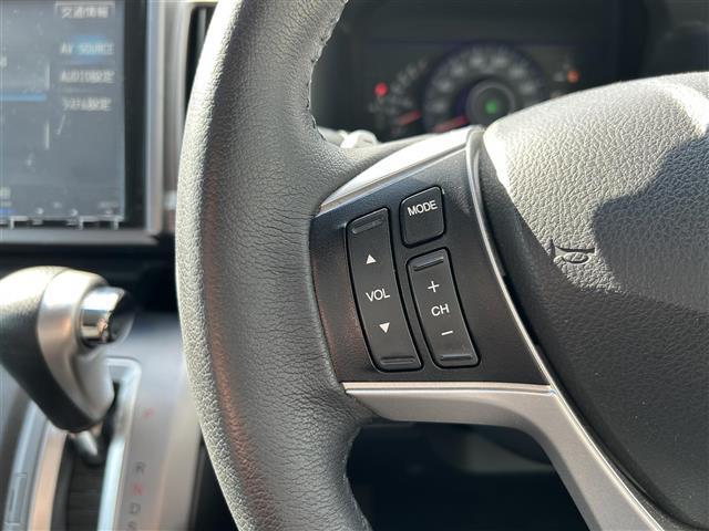 ステップワゴンスパーダ Z 7人乗り 純正9インチナビ CD/DVD/Bluetooth/フルセグTV ETC ドライブレコーダー 両側電動スライドドア コンフォートビューパッケージ HIDヘッドランプ 社外15インチAW(9枚目)