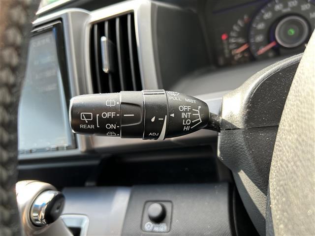 ステップワゴンスパーダ Z 7人乗り 純正9インチナビ CD/DVD/Bluetooth/フルセグTV ETC ドライブレコーダー 両側電動スライドドア コンフォートビューパッケージ HIDヘッドランプ 社外15インチAW(21枚目)