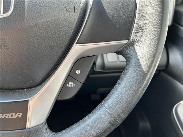 ステップワゴンスパーダ Z 7人乗り 純正9インチナビ CD/DVD/Bluetooth/フルセグTV ETC ドライブレコーダー 両側電動スライドドア コンフォートビューパッケージ HIDヘッドランプ 社外15インチAW(22枚目)