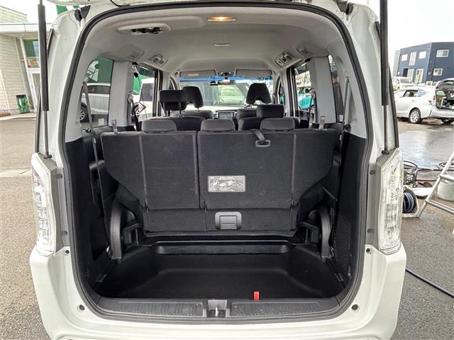 ステップワゴンスパーダ Z 7人乗り 純正9インチナビ CD/DVD/Bluetooth/フルセグTV ETC ドライブレコーダー 両側電動スライドドア コンフォートビューパッケージ HIDヘッドランプ 社外15インチAW(33枚目)