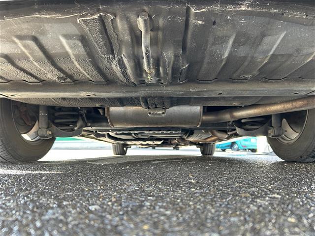 ステップワゴンスパーダ Z 7人乗り 純正9インチナビ CD/DVD/Bluetooth/フルセグTV ETC ドライブレコーダー 両側電動スライドドア コンフォートビューパッケージ HIDヘッドランプ 社外15インチAW(42枚目)