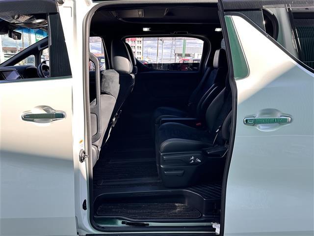 アルファード 2.5S タイプゴールドIII ワンオーナー セーフティセンス BSM 純正12インチフリップダウンモニター 9インチディスプレイオーディオ ナビ機能付 CD/DVD/地デジTV ETC2.0 両側電動スライドドア 電動リアゲート(31枚目)