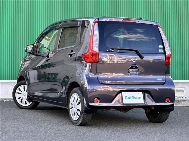 デイズ X アラウンドビューモニター 純正ナビ フルセグTV Bluetooth CD DVD シートヒーター 純正エンジンスターター プッシュスタート ウインカー付き電動格納ミラー アイドリングストップ(20枚目)