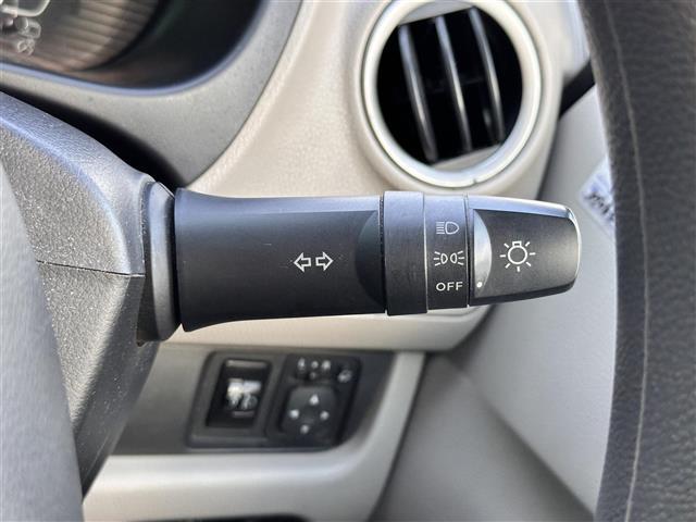 デイズ X アラウンドビューモニター 純正ナビ フルセグTV Bluetooth CD DVD シートヒーター 純正エンジンスターター プッシュスタート ウインカー付き電動格納ミラー アイドリングストップ(22枚目)