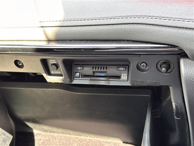 クラウンハイブリッド RSアドバンス モデリスタフルエアロ セーフティセンス レーダークルーズコントロール デジタルインナーミラー 純正ナビ バックカメラ ETC2.0 ドライブレコーダー 本革シート シートヒーター/ベンチレーション(7枚目)