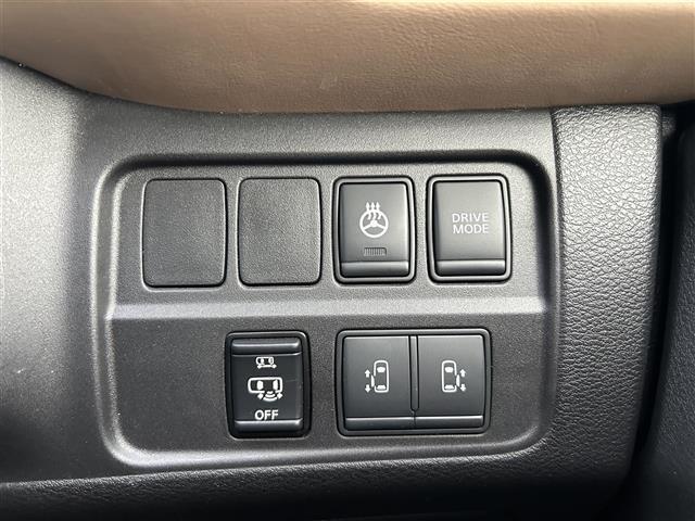 セレナ e-パワー ハイウェイスターV プロパイロット セーフティパックB プレミアムインテリア 純正フリップダウンモニター 純正9インチナビ アラウンドビューモニター インテリジェントルームミラー シートヒーター 両側電動スライドドア(7枚目)