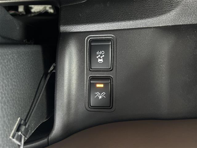 セレナ e-パワー ハイウェイスターV プロパイロット セーフティパックB プレミアムインテリア 純正フリップダウンモニター 純正9インチナビ アラウンドビューモニター インテリジェントルームミラー シートヒーター 両側電動スライドドア(12枚目)