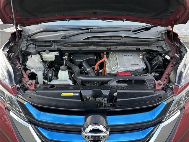 セレナ e-パワー ハイウェイスターV プロパイロット セーフティパックB プレミアムインテリア 純正フリップダウンモニター 純正9インチナビ アラウンドビューモニター インテリジェントルームミラー シートヒーター 両側電動スライドドア(41枚目)