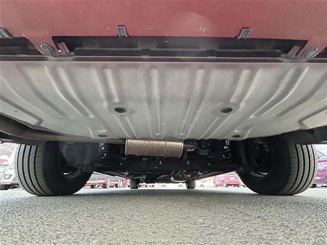 セレナ e-パワー ハイウェイスターV プロパイロット セーフティパックB プレミアムインテリア 純正フリップダウンモニター 純正9インチナビ アラウンドビューモニター インテリジェントルームミラー シートヒーター 両側電動スライドドア(42枚目)