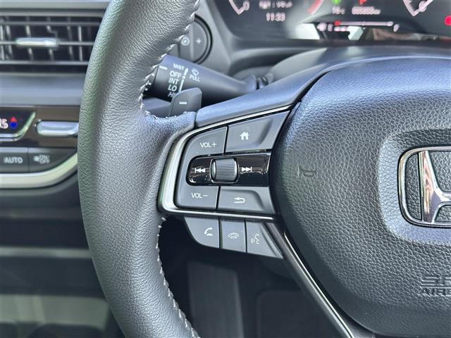 ＷＲ－Ｖ Ｚ＋　ホンダセンシング　アダプティブクルーズコントロール　純正ディスプレイオーディオ　バックカメラ　純正ドライブレコーダー　ＥＴＣ　コーナーセンサー　パドルシフト　ハーフレザーシート　オートハイビーム（9枚目）