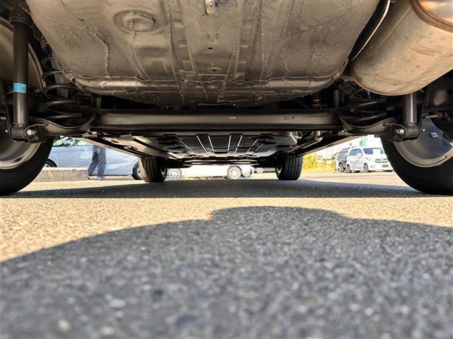 ＷＲ－Ｖ Ｚ＋　ホンダセンシング　アダプティブクルーズコントロール　純正ディスプレイオーディオ　バックカメラ　純正ドライブレコーダー　ＥＴＣ　コーナーセンサー　パドルシフト　ハーフレザーシート　オートハイビーム（42枚目）