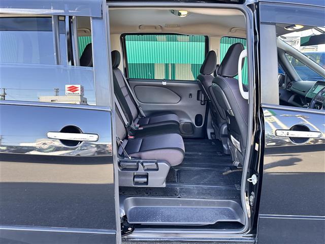 セレナ ハイウェイスター　Ｖセレクション　ワンオーナー　エマージェンシーブレーキ　純正ナビ　ＣＤ／ＤＶＤ／Ｂｌｕｅｔｏｏｔｈ／フルセグＴＶ　バックカメラ　両側パワースライドドドア　純正１６インチＡＷ　社外ＧＰＳレーダー　クルーズコントロール（28枚目）