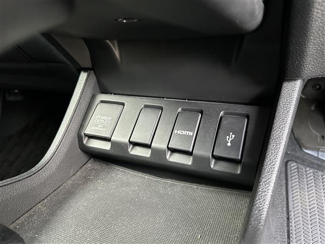 ヴェゼル ハイブリッドＸ・ホンダセンシング　ホンダセンシング　アダプティブクルーズコントロール　純正ナビ　バックカメラ　ＥＴＣ　ドライブレコーダー　純正エンジンスターター　ＬＥＤヘッドランプ　純正１６インチアルミホイール　フォグランプ（24枚目）