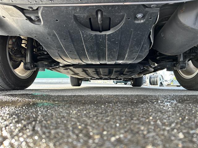 ヴェゼル ハイブリッドＸ・ホンダセンシング　ホンダセンシング　アダプティブクルーズコントロール　純正ナビ　バックカメラ　ＥＴＣ　ドライブレコーダー　純正エンジンスターター　ＬＥＤヘッドランプ　純正１６インチアルミホイール　フォグランプ（42枚目）