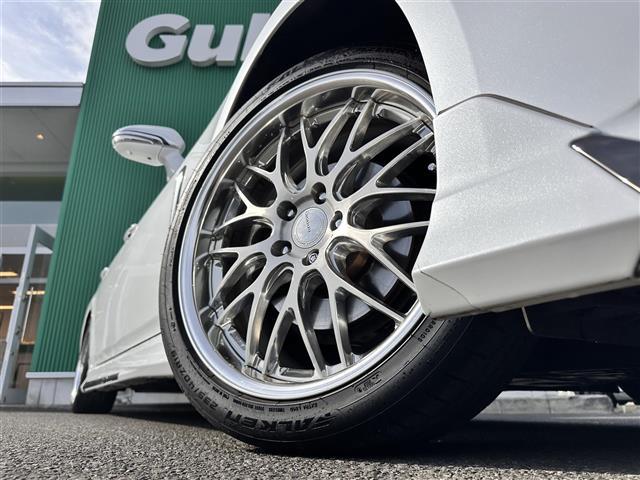 クラウンハイブリッド ＲＳアドバンス　モデリスタフルエアロ　セーフティパッケージプラス　セーフティセンス　レーダークルーズコントロール　ＢＳＭ　パノラミックビューモニター　純正１２．３インチナビ　デジタルインナーミラー　白革シート　ＥＴＣ（17枚目）