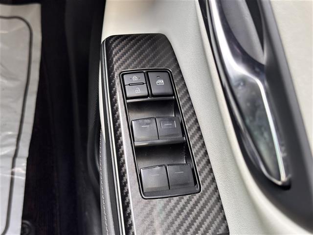 クラウンハイブリッド ＲＳアドバンス　モデリスタフルエアロ　セーフティパッケージプラス　セーフティセンス　レーダークルーズコントロール　ＢＳＭ　パノラミックビューモニター　純正１２．３インチナビ　デジタルインナーミラー　白革シート　ＥＴＣ（25枚目）