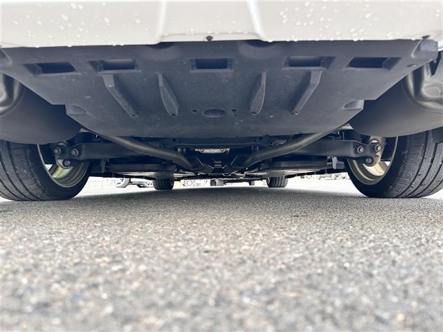 クラウンハイブリッド ＲＳアドバンス　モデリスタフルエアロ　セーフティパッケージプラス　セーフティセンス　レーダークルーズコントロール　ＢＳＭ　パノラミックビューモニター　純正１２．３インチナビ　デジタルインナーミラー　白革シート　ＥＴＣ（42枚目）