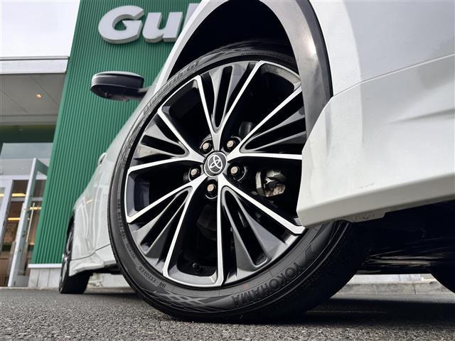 プリウス Ｚ　モデリスタエアロ　寒冷地仕様　セーフティセンス　アドバストパーク　レーダークルーズコントロール　１２．３インチディスプレイオーディオ　パノラミックビューモニター　ＥＴＣ　ワイヤレス充電　本革シート（17枚目）