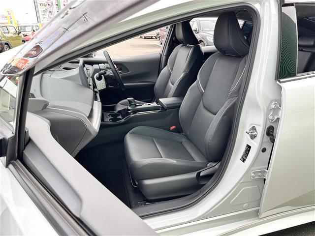 プリウス Ｚ　モデリスタエアロ　寒冷地仕様　セーフティセンス　アドバストパーク　レーダークルーズコントロール　１２．３インチディスプレイオーディオ　パノラミックビューモニター　ＥＴＣ　ワイヤレス充電　本革シート（29枚目）