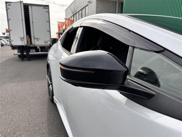 プリウス Ｚ　モデリスタエアロ　寒冷地仕様　セーフティセンス　アドバストパーク　レーダークルーズコントロール　１２．３インチディスプレイオーディオ　パノラミックビューモニター　ＥＴＣ　ワイヤレス充電　本革シート（39枚目）