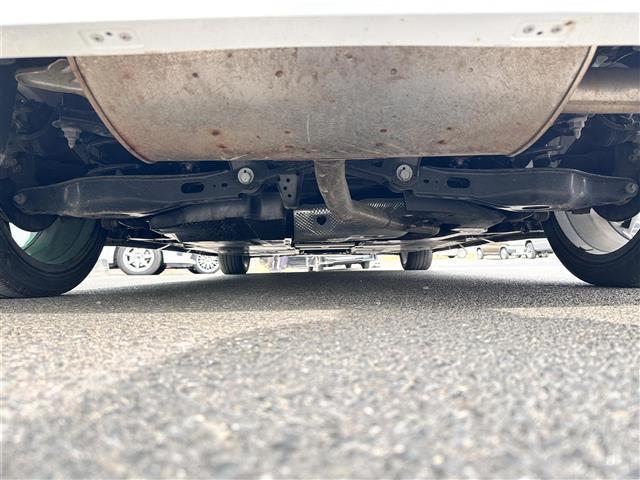 プリウス Ｚ　モデリスタエアロ　寒冷地仕様　セーフティセンス　アドバストパーク　レーダークルーズコントロール　１２．３インチディスプレイオーディオ　パノラミックビューモニター　ＥＴＣ　ワイヤレス充電　本革シート（42枚目）