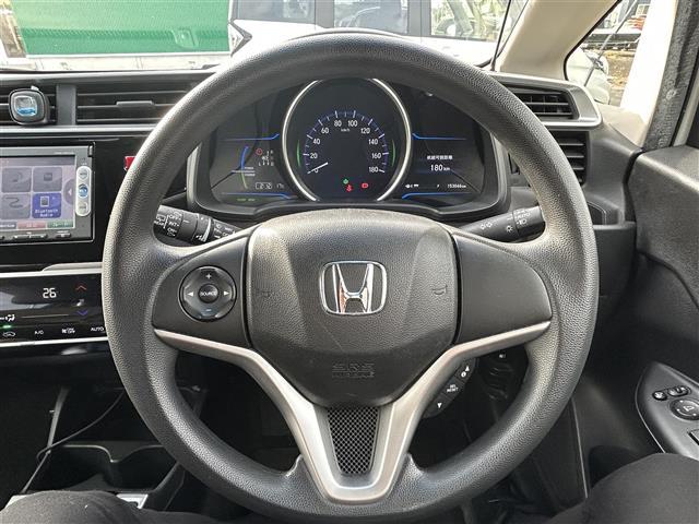 フィットハイブリッド Ｆパッケージ（11枚目）