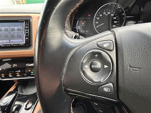 ヴェゼル ハイブリッドＺ・ホンダセンシング　ワンオーナー　ホンダセンシング　アダプティブクルーズコントロール　純正ナビ　バックカメラ　ＥＴＣ　ドライブレコーダー　シートヒーター　ハーフレザーシート　ルーフレール　純正１７インチＡＷ　ＬＥＤライト（8枚目）