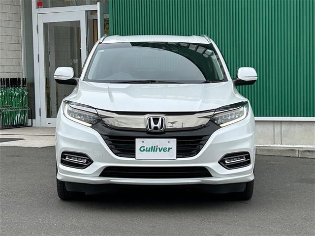 ヴェゼル ハイブリッドＺ・ホンダセンシング　ワンオーナー　ホンダセンシング　アダプティブクルーズコントロール　純正ナビ　バックカメラ　ＥＴＣ　ドライブレコーダー　シートヒーター　ハーフレザーシート　ルーフレール　純正１７インチＡＷ　ＬＥＤライト（18枚目）