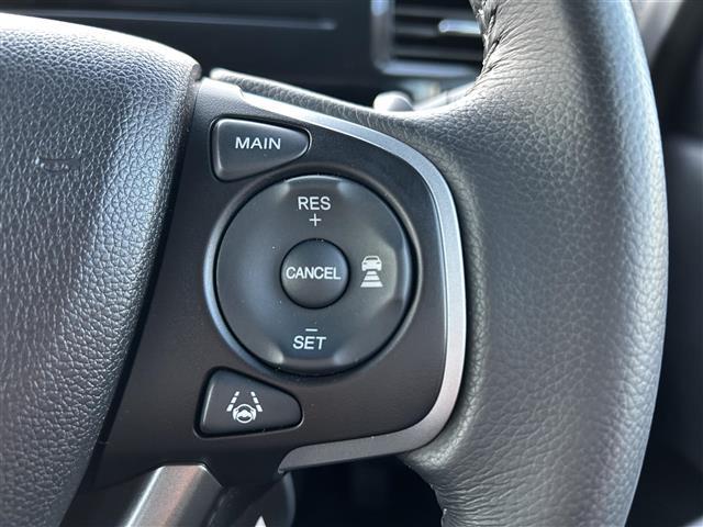 ステップワゴンスパーダ スパーダ　ホンダセンシング　７人乗り　ホンダセンシング　アダプティブクルーズコントロール　純正１０インチナビ　バックカメラ　ＥＴＣ　ドライブレコーダー　両側電動スライドドア　わくわくゲート　ＬＥＤヘッドランプ　純正ＡＷ（9枚目）