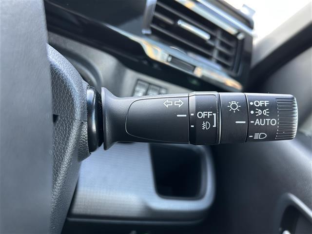 ステップワゴンスパーダ スパーダ　ホンダセンシング　７人乗り　ホンダセンシング　アダプティブクルーズコントロール　純正１０インチナビ　バックカメラ　ＥＴＣ　ドライブレコーダー　両側電動スライドドア　わくわくゲート　ＬＥＤヘッドランプ　純正ＡＷ（23枚目）